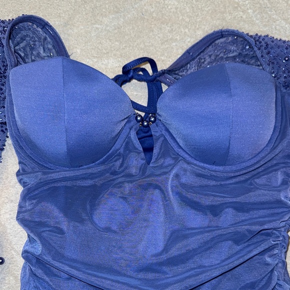 Oh Polly Elegant Blue Beaded dress - Picture 3 of 6